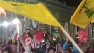 جشن پیروزی طوفان الاقصی در کنار مزار سردار دلها؛ شهید حاج قاسم سلیمانی