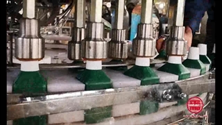 دستگاه پرکن بتادین توان صنعت /09152000050