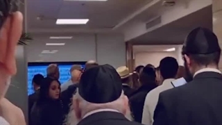 14020724: لحظه به صدا درآمدن آژیر در کنست و فرار وزرای اسرائیلی