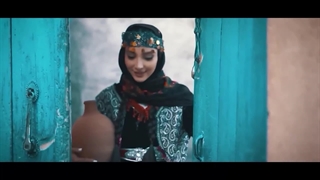 اجرای آهنگ "بلکه‌ده لیلا دلی‌دیر" از سینا جوانشیر در همایش ۲۶ سالگی تسهیل گستر