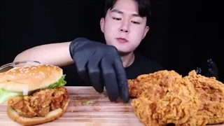ASMR MUKBANG CHEESEBURGERS & FRIED CHICKEN eating sounds