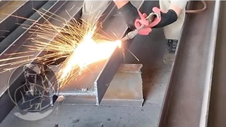 ساخت انواع اسکلت فلزی و سوله گروه صنعتی تکنیک سازه09928958550