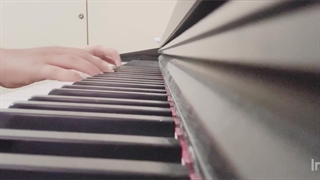 اهنگ Dark Eyes با پیانو