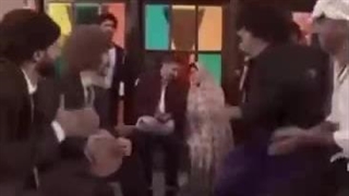 وان تو تیرى فور تشکر تشکر