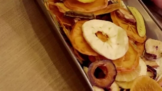 توضیح تفاوت مخلوط میوه خشک‌ها توسط جناب گیاهی