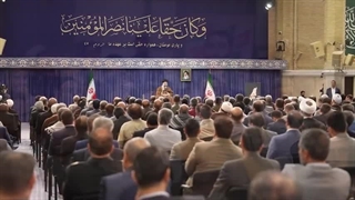 روایت خبرنگار از دیدار خانواده شهدای لرستان با حضرت آیت الله امام خامنه ای ۱۴۰۲/۸/۴