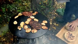 1043- طرز تهیه برگر ذغالی روستایی با نان محلی ، زندگی روستایی