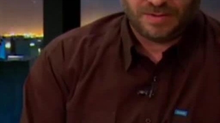 پخش صدای منتقد بی اعصاب (مخالف جمهوری اسلامی) در پاورقی