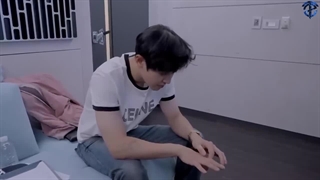 تماشای پشت صحنه ضبط سینگل Good Enough چانیول با زیرنویس فارسی چسبیده