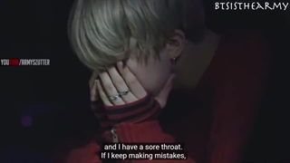 چنددقیقه خندیدم دنیا باز روسرم خراب شد معدم خیلی درد میکنه