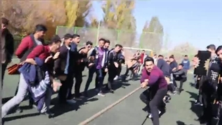 کلیپ مسابقات طناب کشی نومعلمان ۱۴۰۲ حوزه ریاست و روابط عمومی دانشگاه فرهنگیان استان آذربایجان شرقی