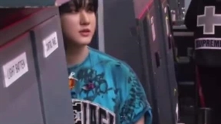 ایگنور شدن چانگبین توسط کی فن ها!!!!؟؟ اینتر فنا خیلی عصبانی شدن کی فنا هم در دفاع گفتم که چانگبین و ندیدن! واقعا که توف بهشون