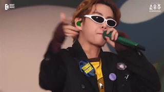 اجرای گروهی BTS  آهنگ Ckicken Noodle Soup♡♡