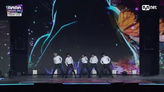 اجرای sugar rush ride از TxT در مراسم MAMA2023