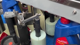 دستگاه لیبل زن دو طرفه ضدیخ و مواد شوینده توان صنعت | ۰۹۱۵۲۰۰۰۰۵۰