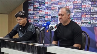 زارع: انشا الله بتوانیم نیم فصل مشت محکمی باشیم!