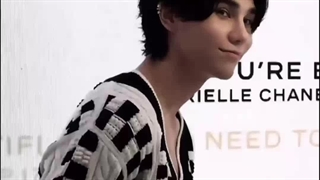 ی فامیل معذرت ولی من ۱۰ تا شیپ درآوردم از فامیلام