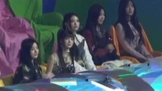 ری اکشن جالب گروه های مختلف به گریه های فیک لیسو عضو گروه آیو