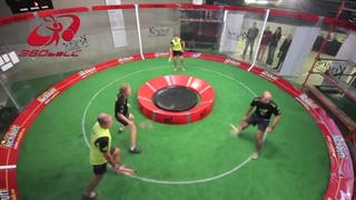 مسابقه بدمینتون ۳۶۰ درجه تا حالا دیده بودین؟