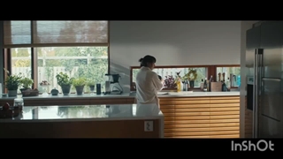 دانلود به صورت رایگان سریال یک خانواده تقریباً معمولی