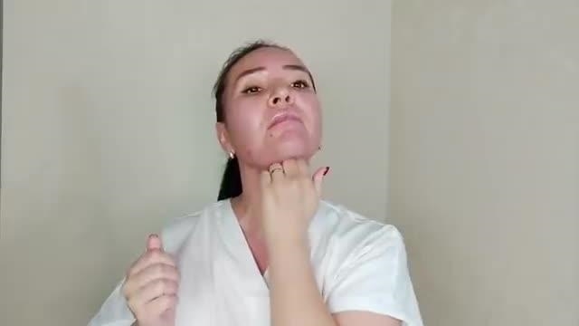 اگر بعد از ساکشن غبغب ماساژ ندیم چی میشه+آیا ساکشن غبغب درد دارد+آیا ساکشن غبغب نیاز به بیهوشی دارد+آیا غبغب با ورزش از بین می‌رود