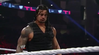 مسابقه کشتی کج 3 به 1 بین CM Punk vs The Shield در رویداد TLC 2013