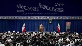 14021002: بیانات در دیدار مردم استان کرمان و خوزستان