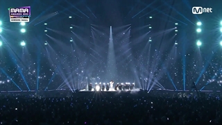 اجرای اسپشیال MAMA با حضور لی یونگ جی و هونگ اونچه لیسرافیم و ژانگ هائو زیروبیسوان (ویولن HERE I AM) و یوشی و هیتورو ترژر 1080P