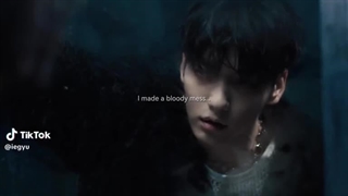 توی سینک آشپرخونه...سعی می‌کنم خودم رو درست کنم