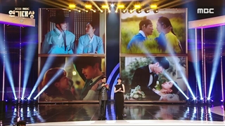 چقدر منتظر این لحظه بودیم :)))) اشک و بغض از خوشحالی :)))))))))) ^^