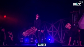 اجرای آهنگ Danger از تمین در کنسرت smtown