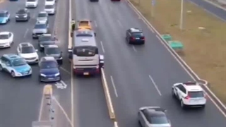 ایده جالب و خلاقانه چینی‌ها، برای کنترل هوشمندانه‌ی ترافیک