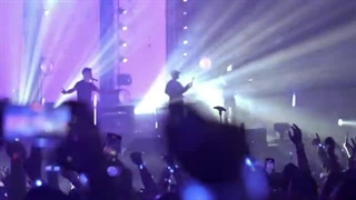 سیروان خسروی/Sirvan Khosravi - Divoonegi (Live in Tehran 2023)