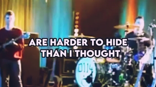 این آهنگ با قلبم بازی میکنه/ میخوام مال تو باشم♡♡