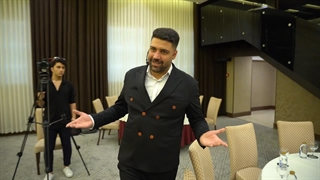 آقای احیا _ رضا یافتیان کیست ؟