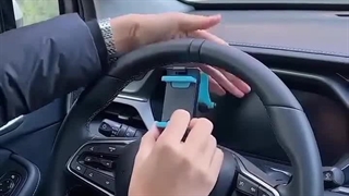 نگهدارنده موبایل روی فرمان ماشین