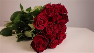 ویدیو دسته گل رز