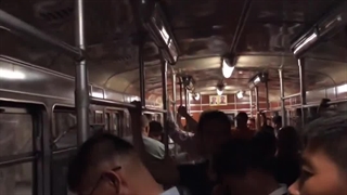 این ویدیو ماله کره شمالیه. در واقع ی توریست از مترو منطقه خفن کره شمالی فیلم گرفته.