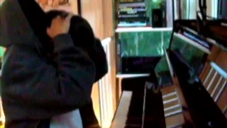 کاور آهنگ Vampire از Olivia Rodrigo توسط Hannah Bang