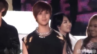 فن کم تمین و مینهو شاینی و گروه tvxq