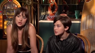 Dakota Johnson LOVES Cailee Spaeny
